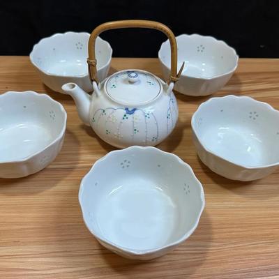 Arita ware bowls japanese teapot signed