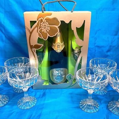 Perrier jouet set champagne stemware
