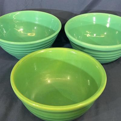Collection of Vintage Bauer Ringware mixing bowls 