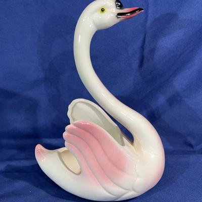 Vintage Maddux of California ceramicswan planter