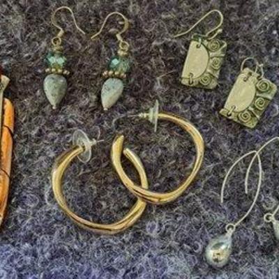 Sale Photo Thumbnail #314
