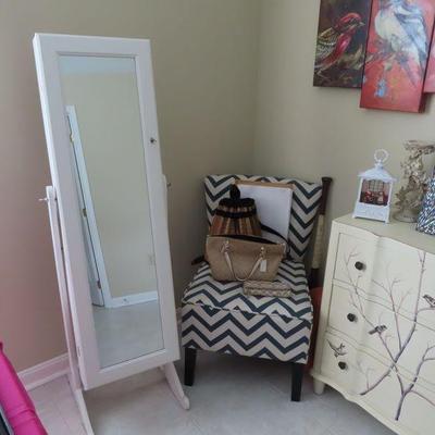 Sale Photo Thumbnail #18