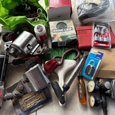 Sale Photo Thumbnail #150