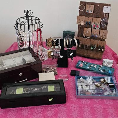 Sale Photo Thumbnail #76