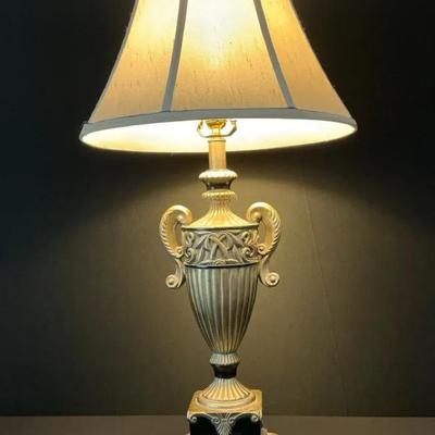 Urn Shaped Table Lamp