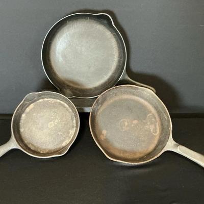 Cast Iron Pans 