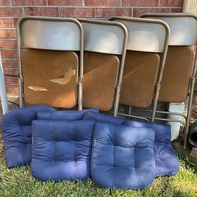 Folding Chairs & Cushions