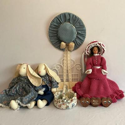 Grand Millennial /Country Decorative Collectibles