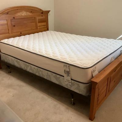 Queen BeautyRest Mattress And Box Spring