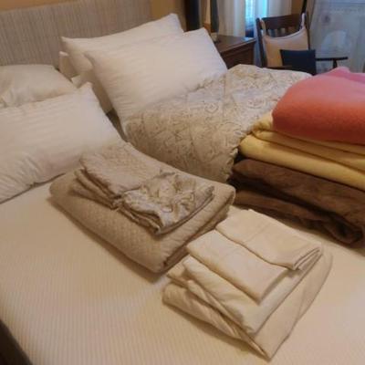Sale Photo Thumbnail #153