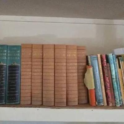 Po192 vintage books 3