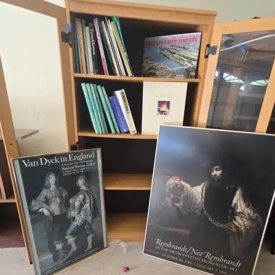 Po179 miscellaneous hardback books and framed posters