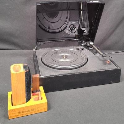 Vibe USB Turntable With Bonus Cleaning Kit