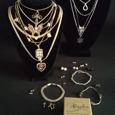 Casual Classics And Exquisitely Elegant Costume Jewelry Assortment 
