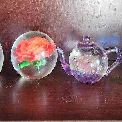 Dynasty Gallery Paperweights #1