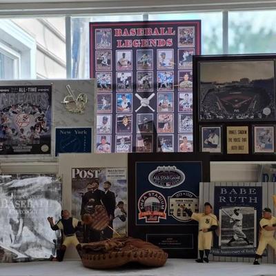 NY Yankees & Baseball Memorabilia