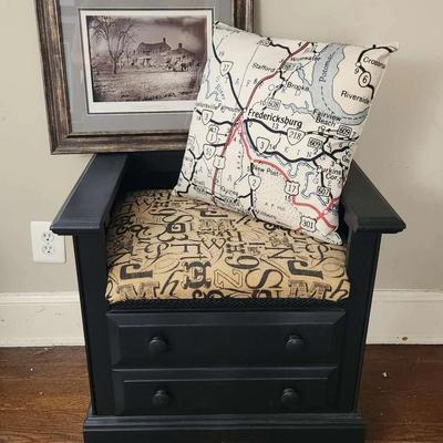 Small Dresser Chair