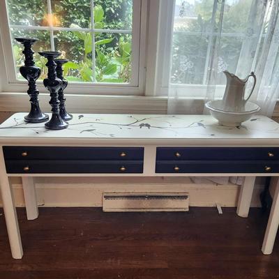 Thomasville Sofa Table