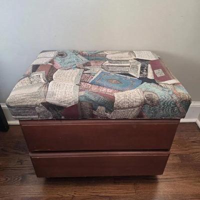 Roundhouse Roling Storage Ottoman