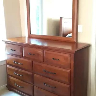 Tradewinds Pine Dresser with Mirror