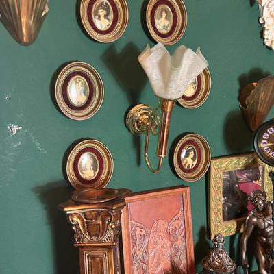 Sale Photo Thumbnail #876