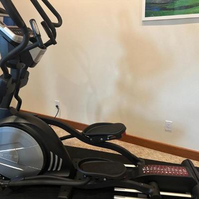 Elliptical machine - 2 available