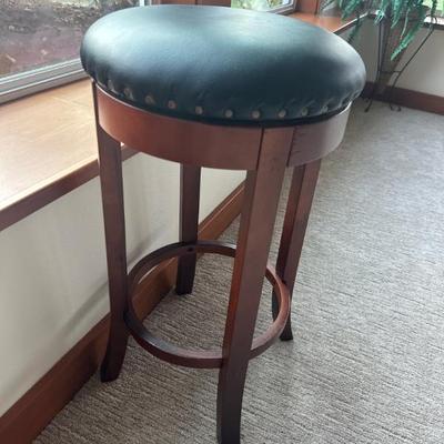 Barstools round