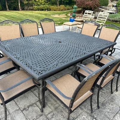 Patio table set seats 10