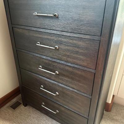 Dresser highboy