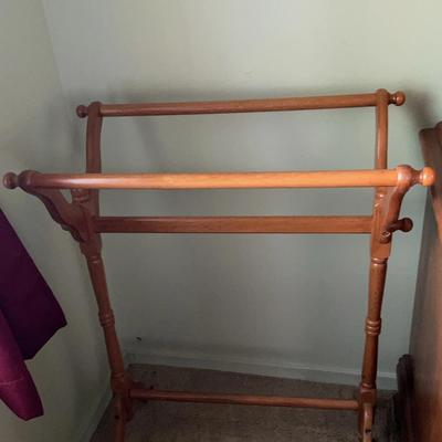 Wooden Blanket/Quilt Rack