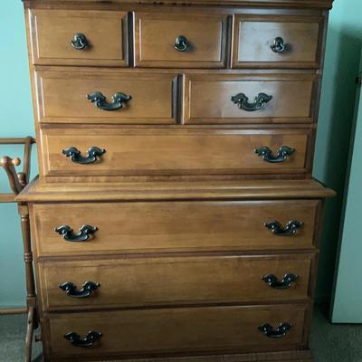 Sumter Cabinet Company Dresser