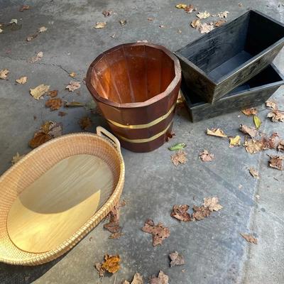 Lot Of 4 Wooden Decor