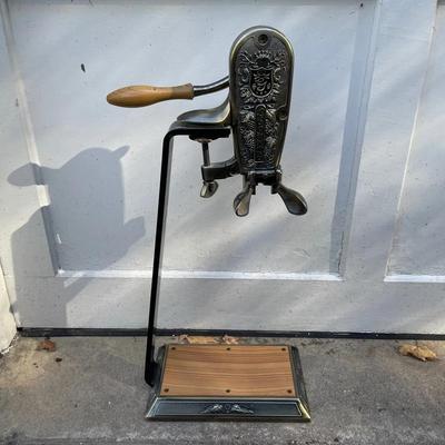 Wine Bottle Table Top Opener