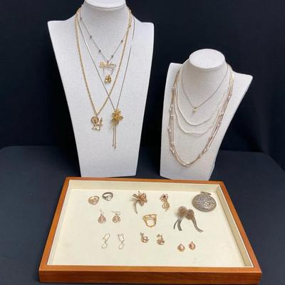 Vintage Gold Colored Jewelry 