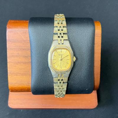  Vintage Women’s Seiko Watch II