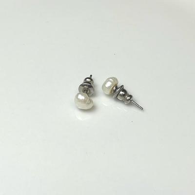 Pearl Earrings 