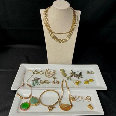 Green/Gold Jewelry Grouping