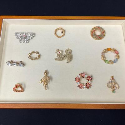 Vintage Colorful Brooch Collection 