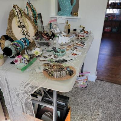 Sale Photo Thumbnail #11