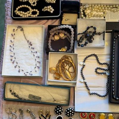 Sale Photo Thumbnail #33