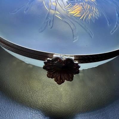 Sabino Paris “Chardons” Opalescent Glass Bonbonnière with Metal Mount and Shell Clasp, c. 1925–1930 