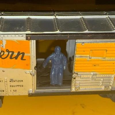 Vintage Lionel Western Pacific 3474 Operating Boxcar – With Figure