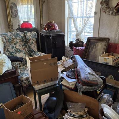 Estate sale photo