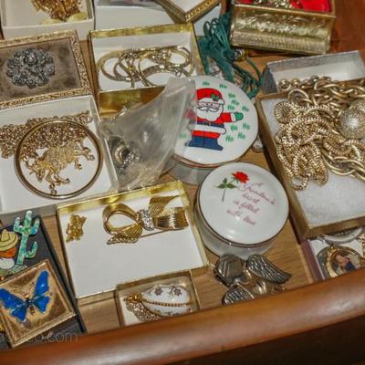 Sale Photo Thumbnail #84