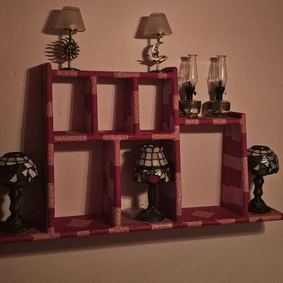 32" Mirror, Wall Decor & Shelf w/ Lamps