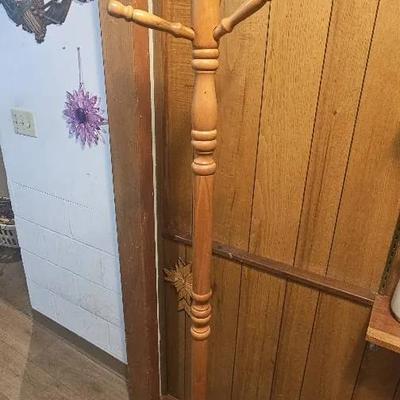 Wooden Coat/Hat Tree