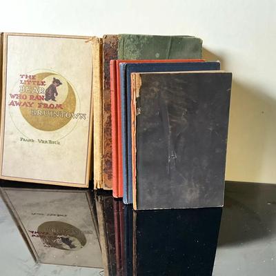 The Little Bear who Ran Away from Bruintown 1923 Edition/other Antique Books 