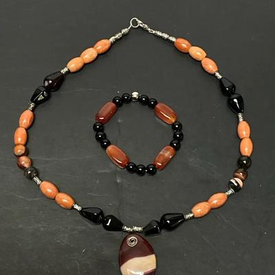 Stone Necklace & Bracelet