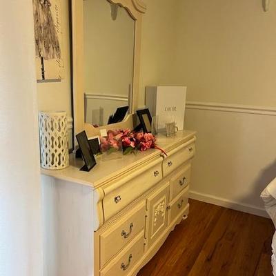Sale Photo Thumbnail #26