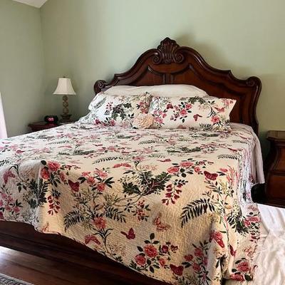 Sale Photo Thumbnail #29: King Bed Stunning